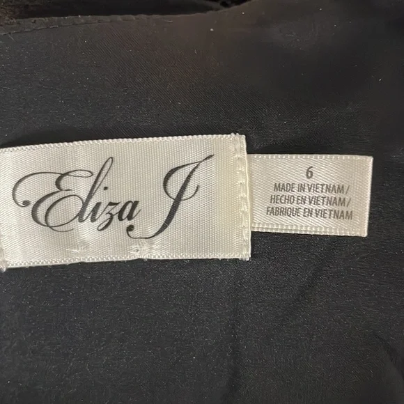 Eliza J Bell Sleeve Wide Leg Jumpsuit, Black size 6 - Picture 9 of 10